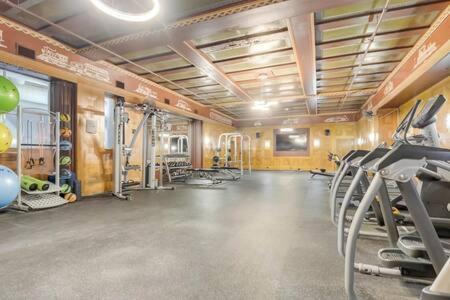 Cozysuites - 2Br With Direct Skybridge Access #1 Indianapolis Dış mekan fotoğraf