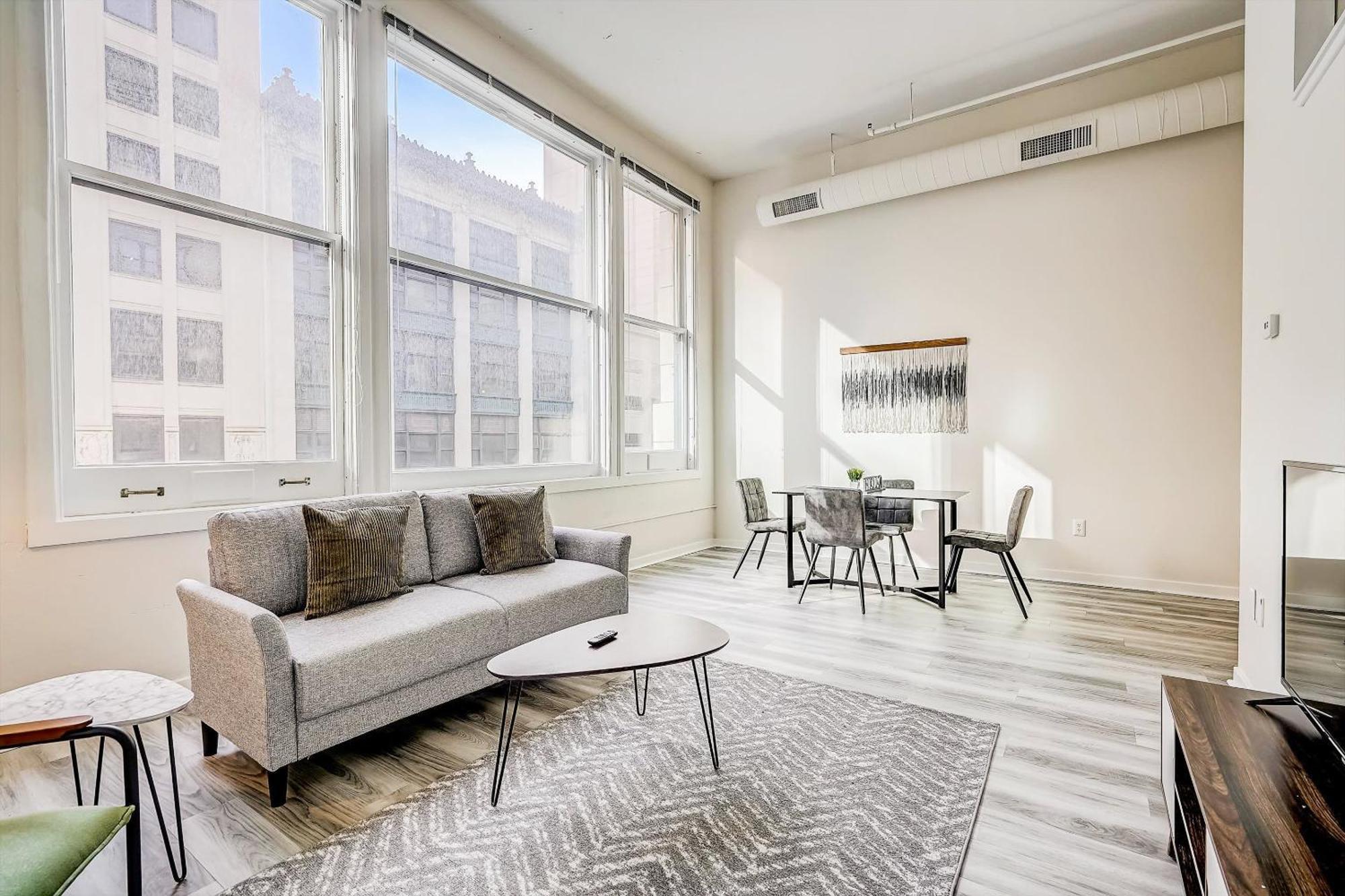Cozysuites - 2Br With Direct Skybridge Access #1 Indianapolis Dış mekan fotoğraf
